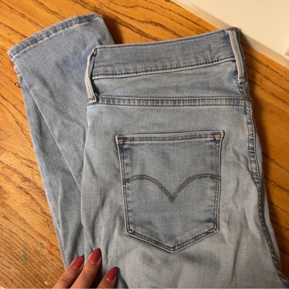 Levi’s 720 high rise super skinny jeans - Picture 3 of 4